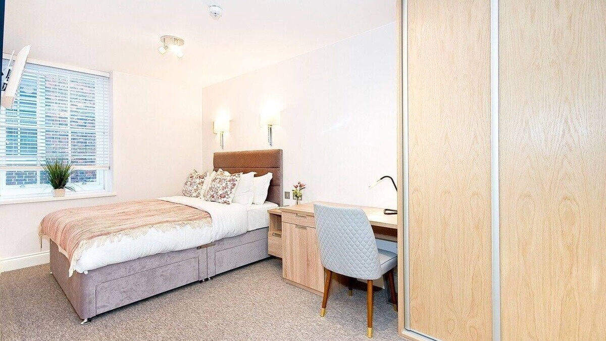 Temple Apartment | P7E Private room and shower free wifi
