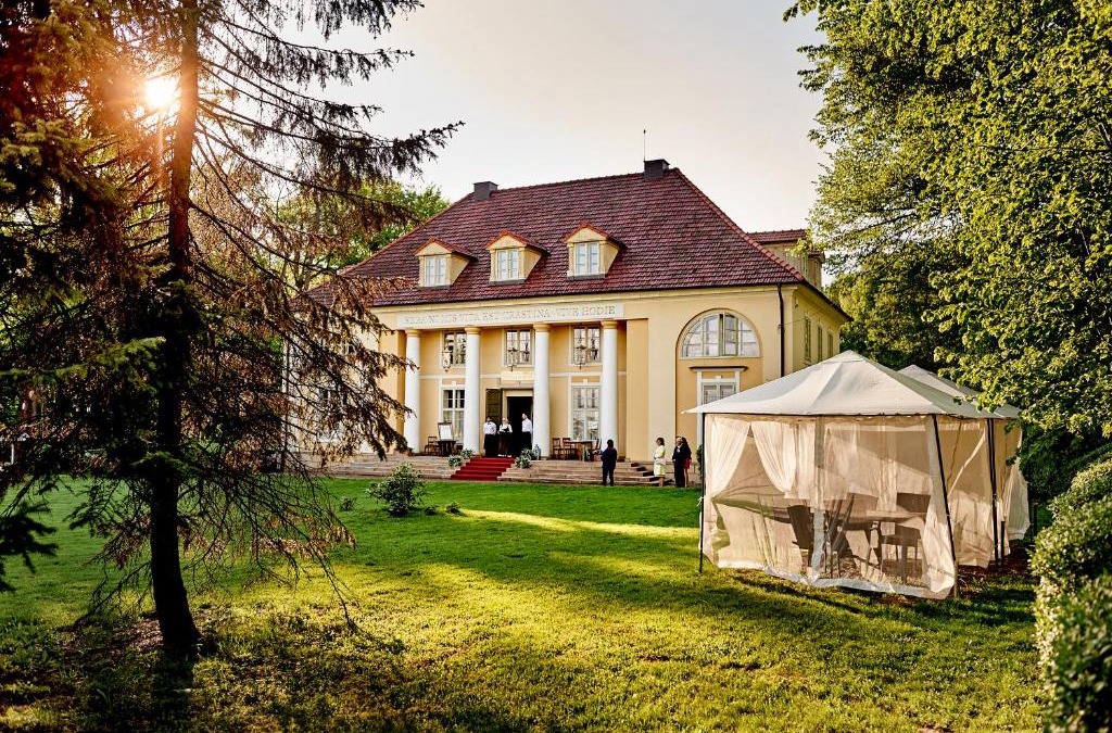 Pszczyna Hotel | Pałac Bażantarnia