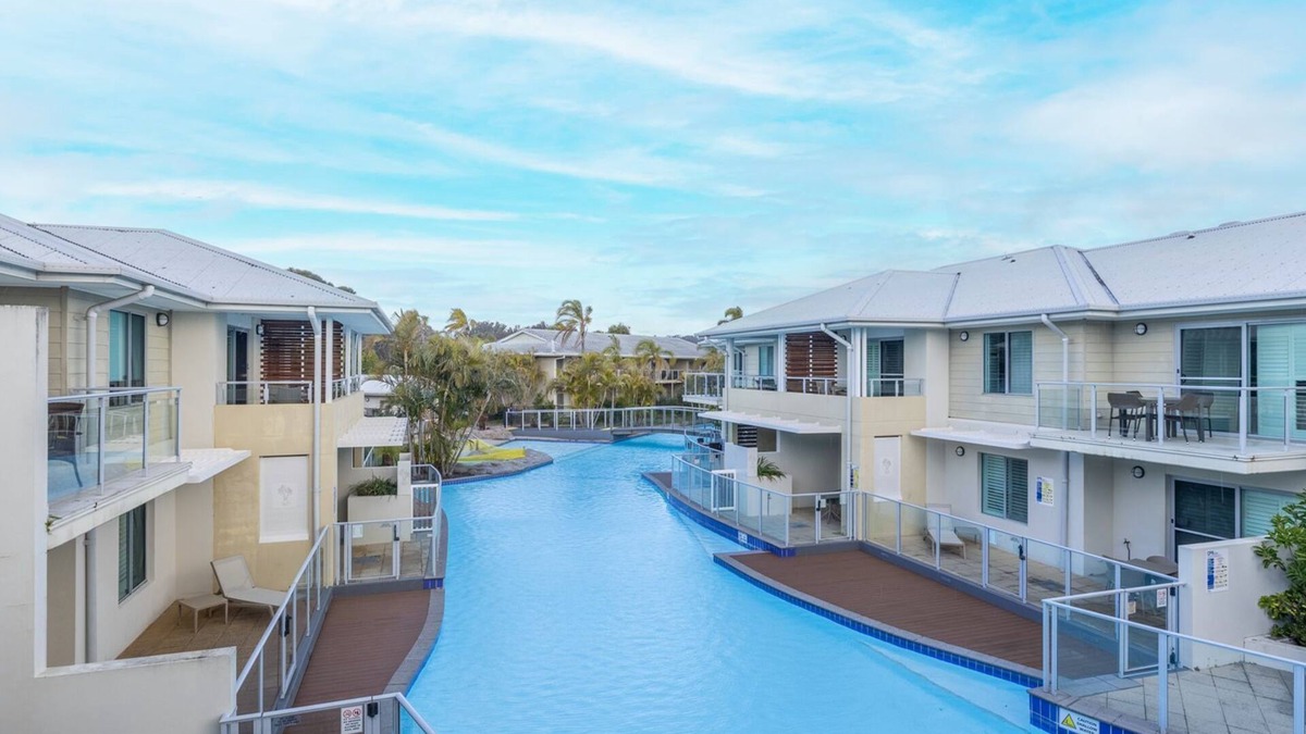 Salamander Bay Apartment | Pacific Blue 244, 255 Sandy Point Rd - pool, aircon, linen and resort features