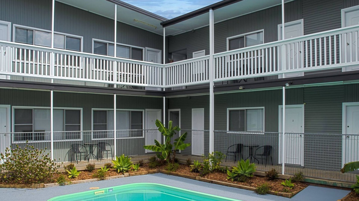 Forster House | Pacific Motel 10 - Free WiFi