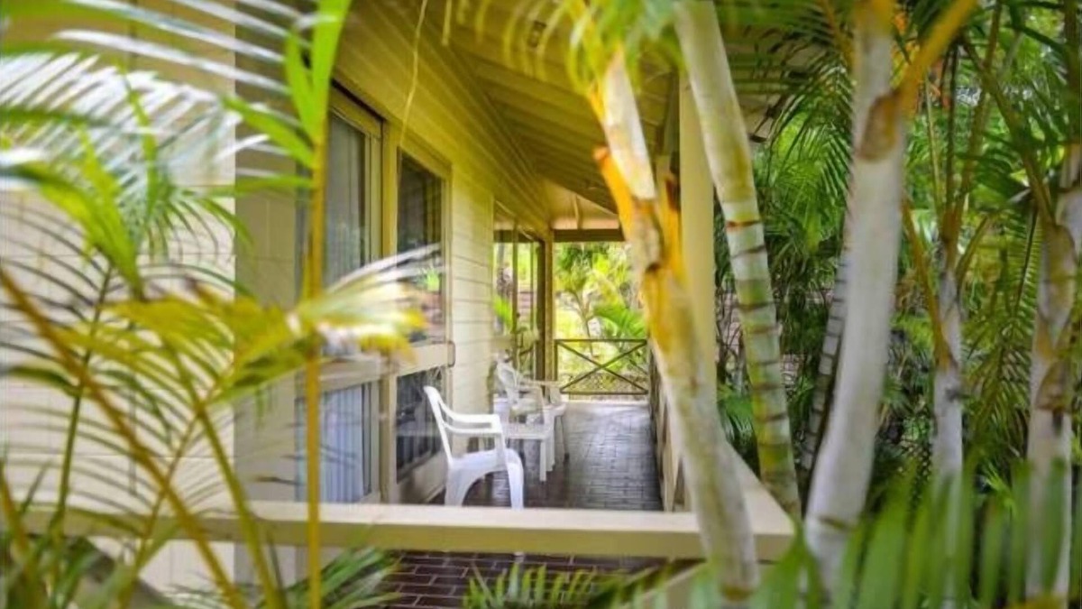 Elizabeth Beach House | Pacific Palms Resort - Elizabeth Beach
