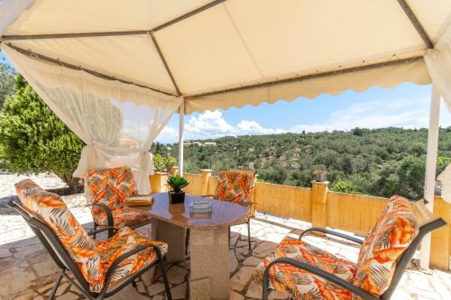 Gaios Apartment | Paco's Resort Family Villa 12