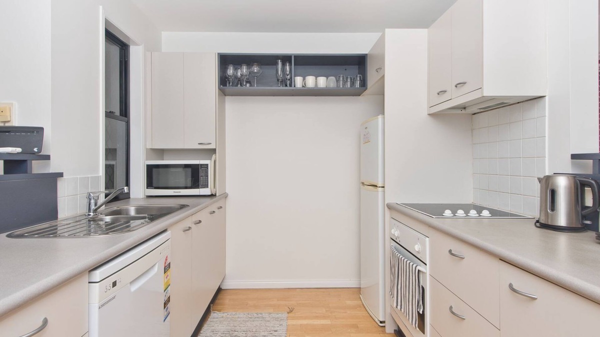 Paddington House | Paddington Townhouse- in the heart of Rosalie Village