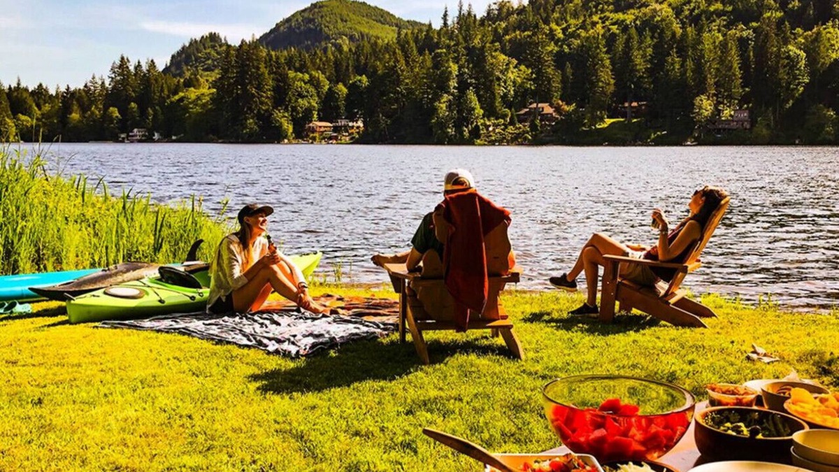 Sedro-Woolley House | Paddle, Sauna, Relax—Lakefront!