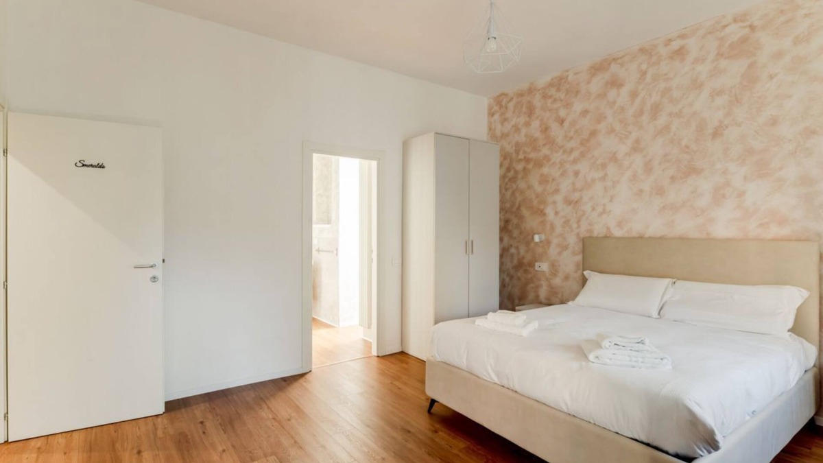 Padova Apartment | Padua living experience - Smerlado Room
