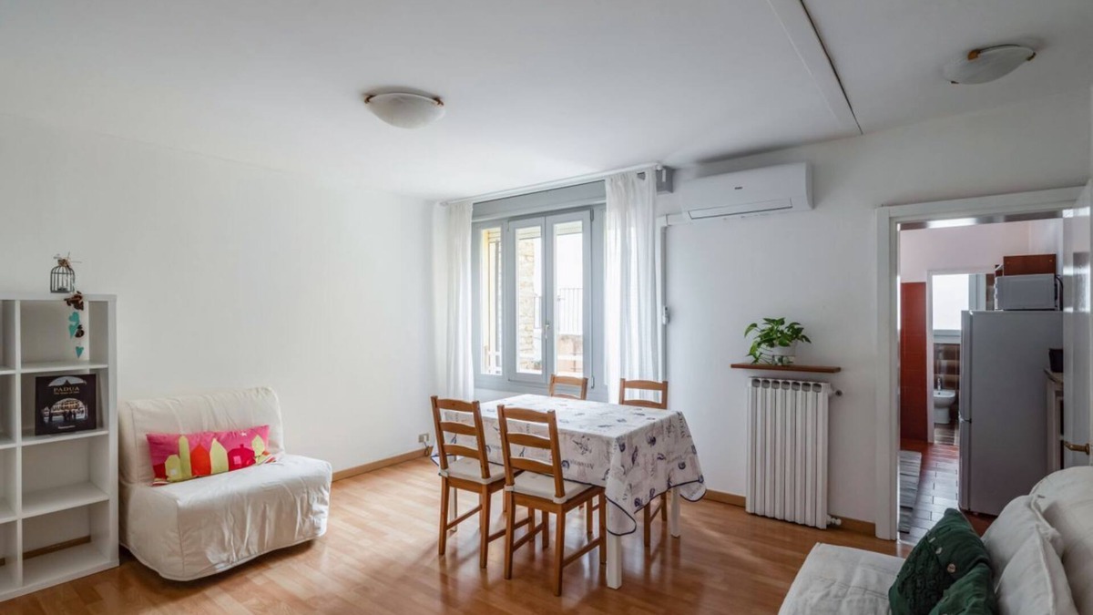 Historic Centre Apartment | Padua - Piazza dei Signori Central Apartment!