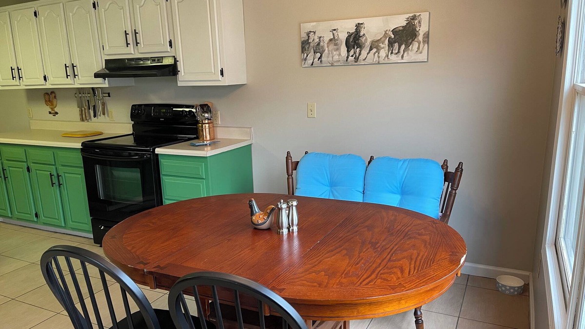 Kaler Apartment | Paducah Paddock and Pads