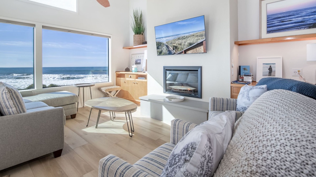 Pajaro Dunes Condo | Pajaro Dunes Resort: Top Floor 2 Bedroom Condo with Great Ocean Views!