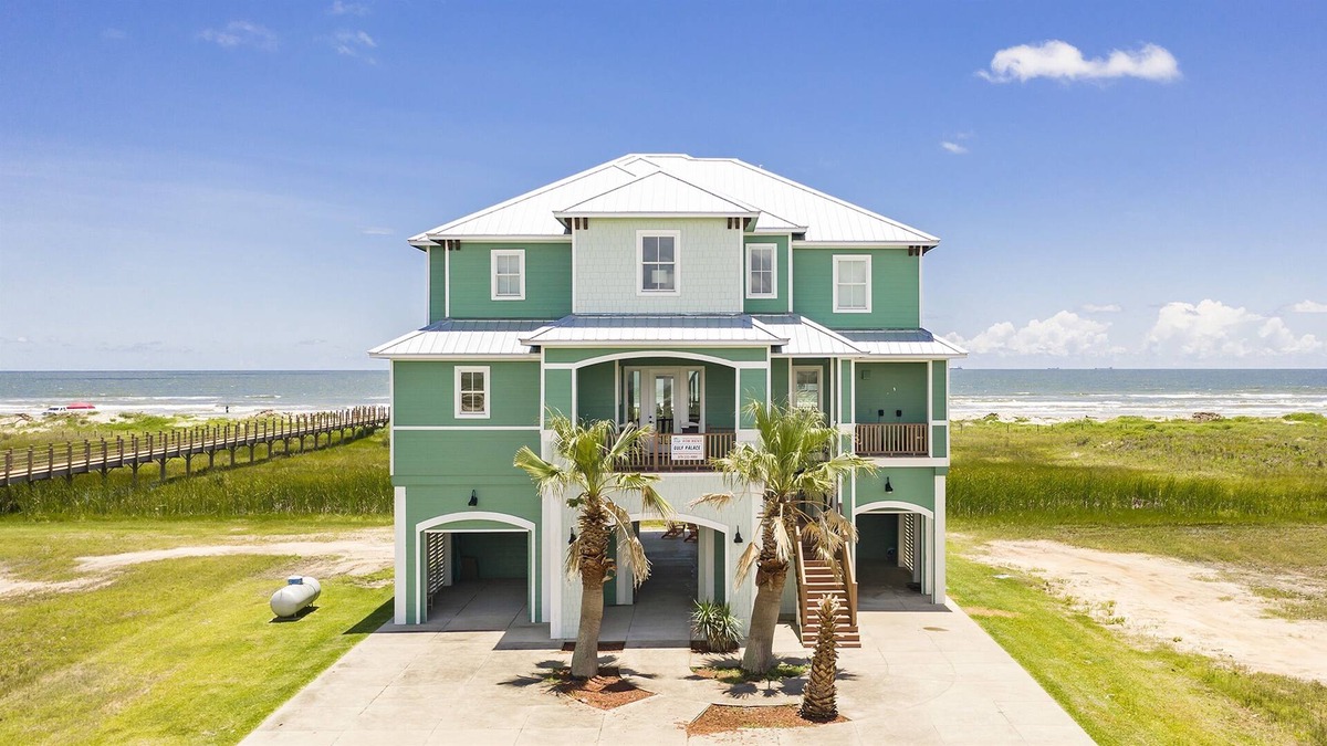 Freeport House | Palace On The Beach - Elevator Access - Beautiful Beach & Bay Views