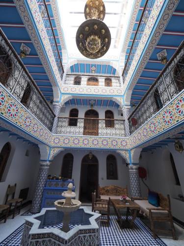 Souika House | Palacio Del Sol