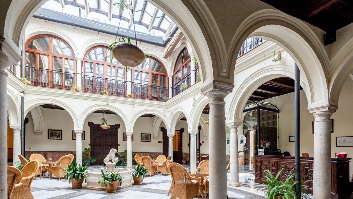 Calle San Pedro Hotel | Palacio Marques De La Gomera