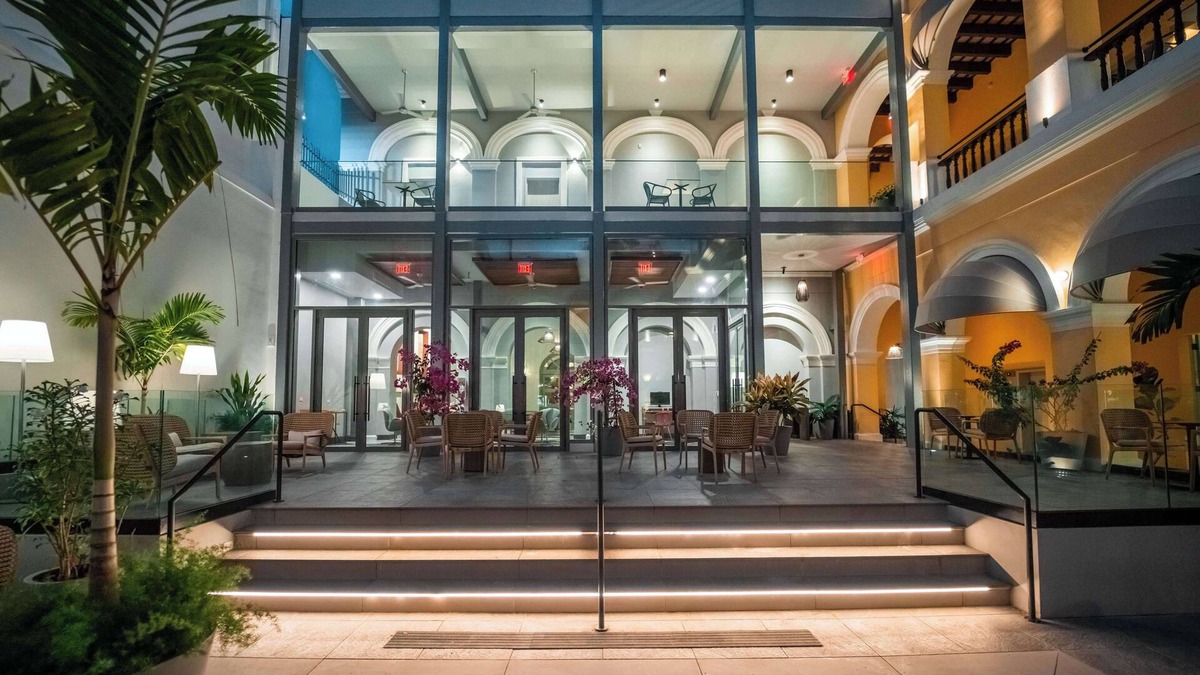 Catedral Hotel | Palacio Provincial San Juan, Curio Collection by Hilton