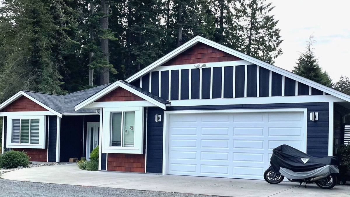 Regional District of Nanaimo House | Palatial 3bdrm/2bath Rancher in Qualicum Beach