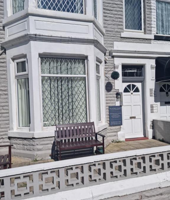 Blackpool Town Center Apartment | Palatine Court Holiday Flats - Blackpool Resort Collection