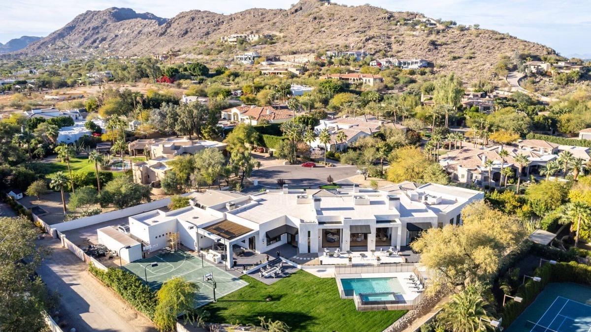 Paradise Valley House | Palisade - Designer Estate - Pool & Sports Court