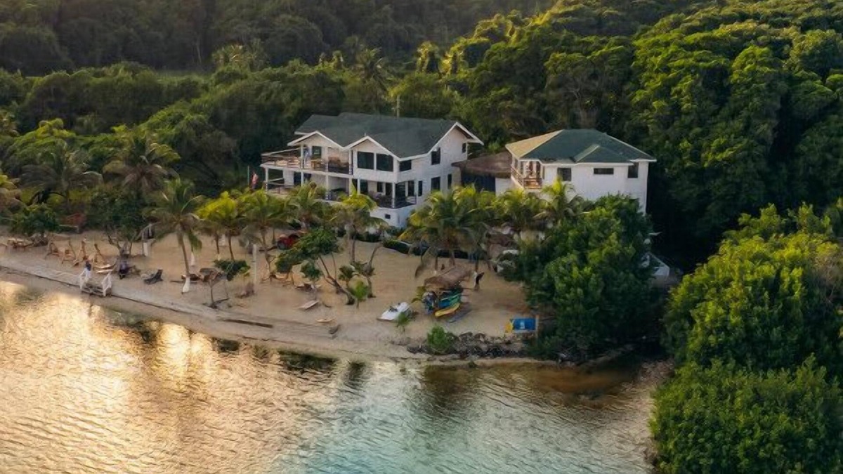 Brick Bay Villa | Palm Breeze at Curacion Beach Resort