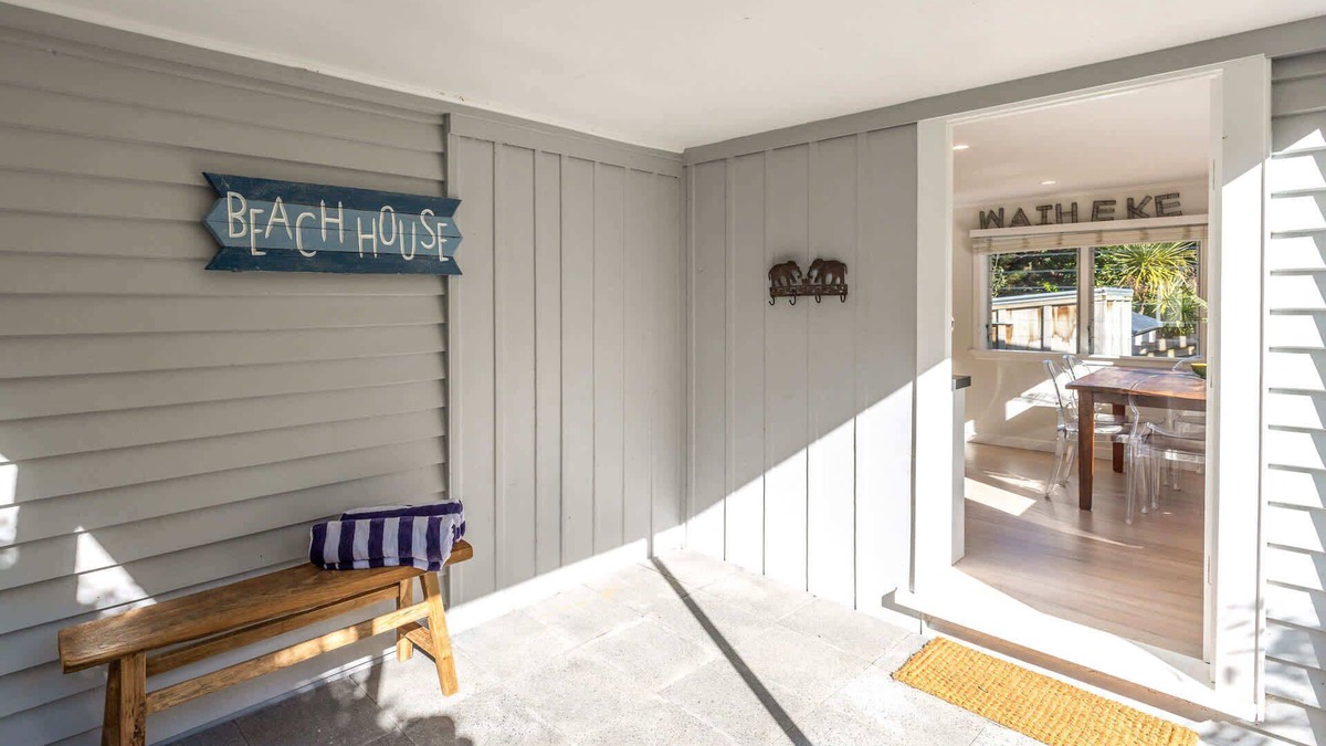 Palm Beach House | Palm Cottage | Stay Waiheke