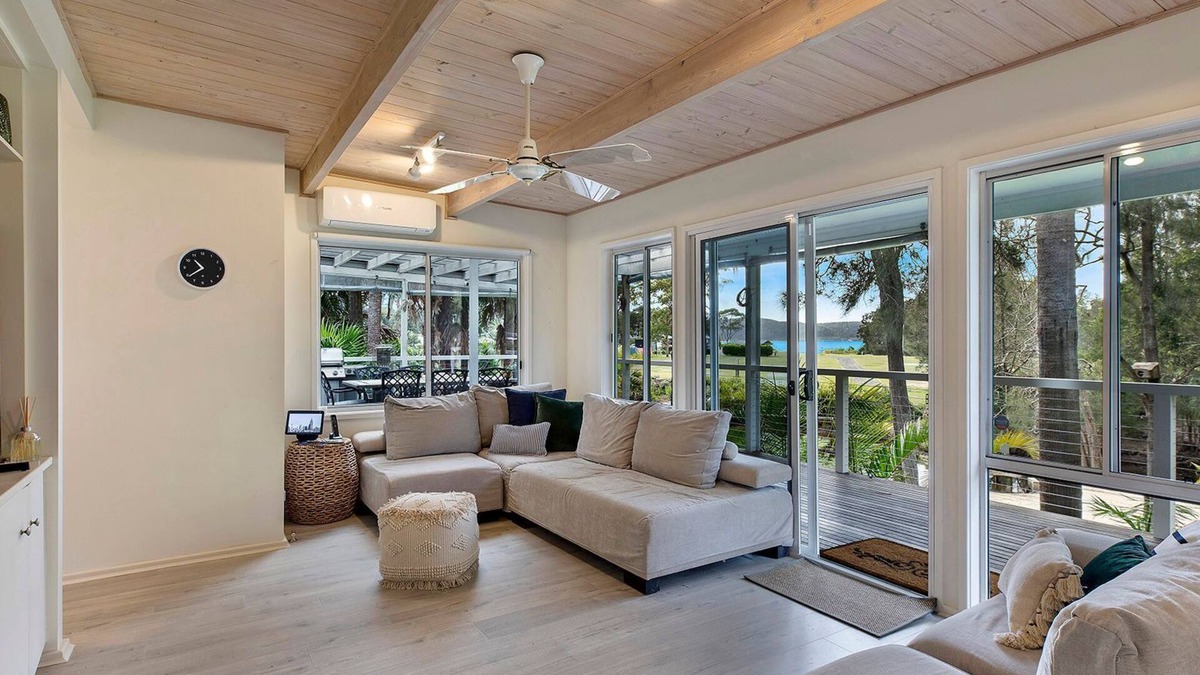 Umina Beach House | Palm Cove Retreat - Tropical Slice of Paradise
