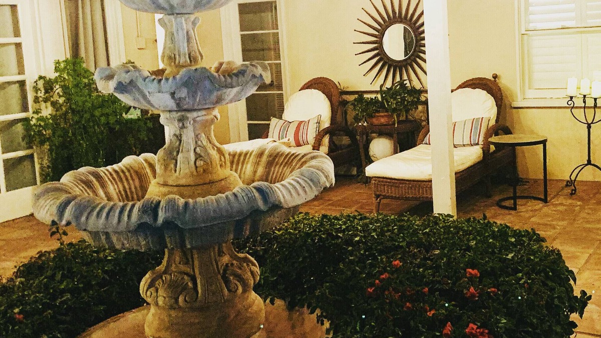 Palm Desert House | Palm Desert: Pool, BBQ, Garden, Firepit-Tranquil Old Hollywood Charm