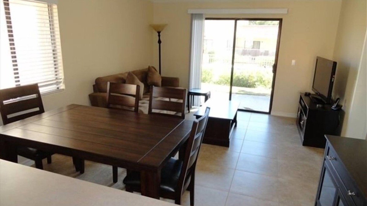 Palm Desert Condo | Palm Desert Royal Palms Condo Available