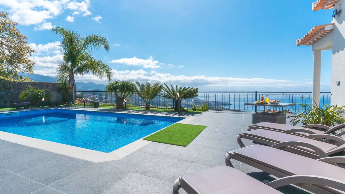 Camara de Lobos Villa | Palm Paradise by Atlantic Holiday