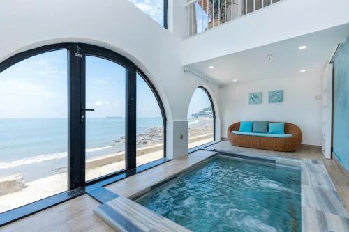 Vung Tau Villa | Palm Villa 46 - Luxury villa by the sea - 4 bedrooms