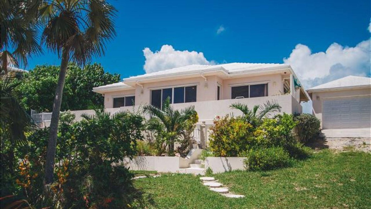 North Palmetto Point House | Palmetto Sunrise by Eleuthera Vacation Rentals