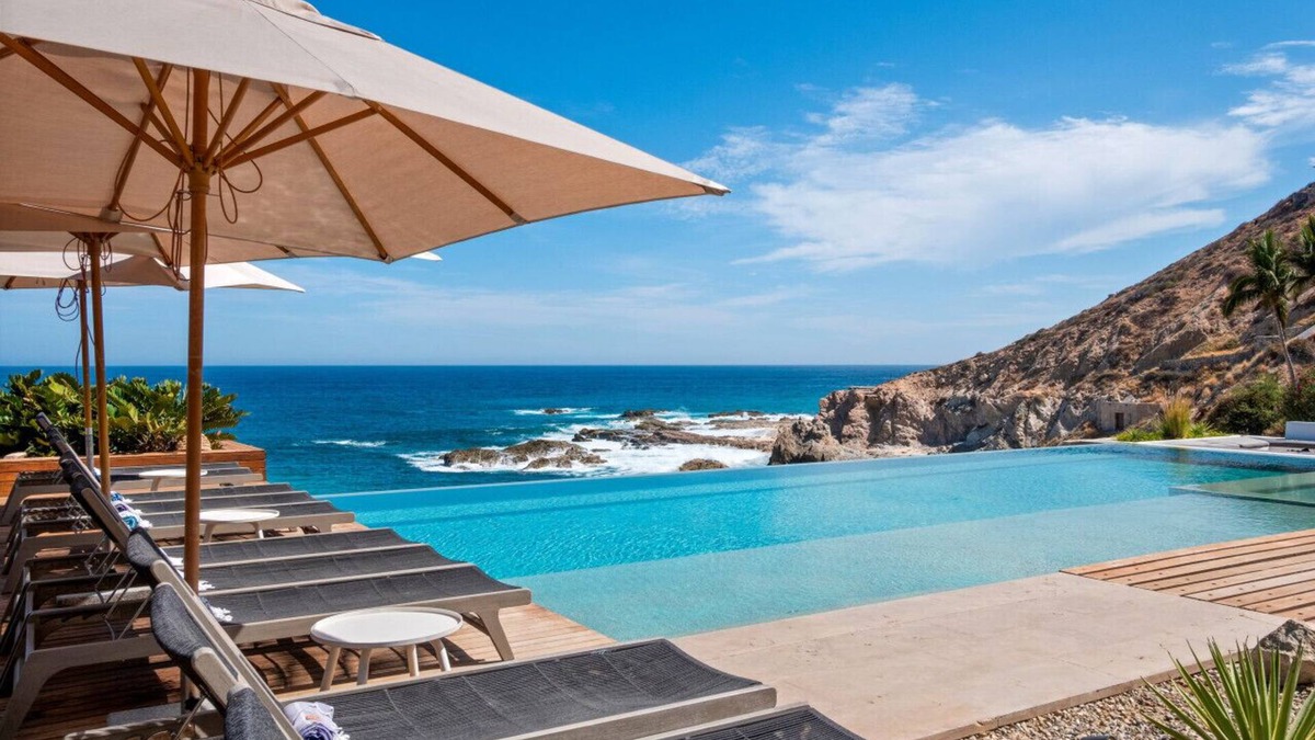 Rancho Cerro Colorado Villa | Palmilla Vegas III Magnificent Beachfront Villa