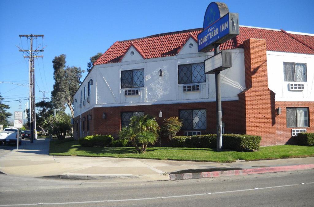 Westminster Hotel | Palms Courtyard Inn