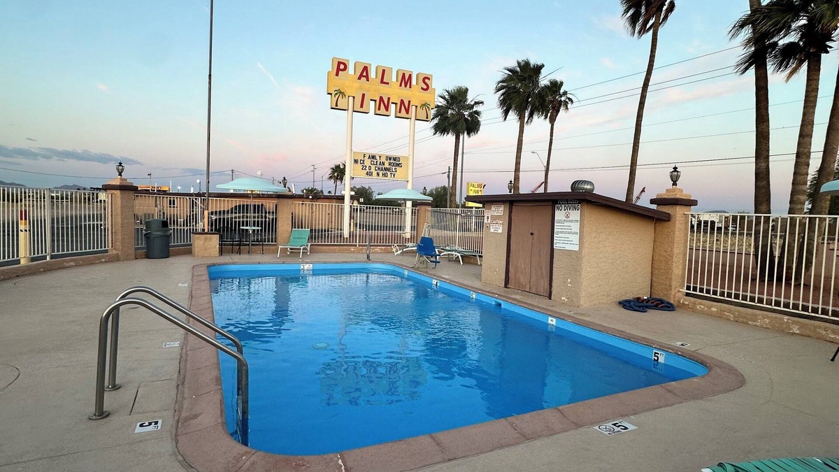 Gila Bend Hotel | Palms Inn