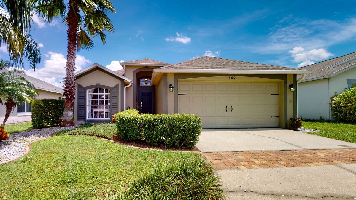 Ridgewood Lakes House | Palmside Joy | House in Davenport with tennis, private pool, lake view & AC