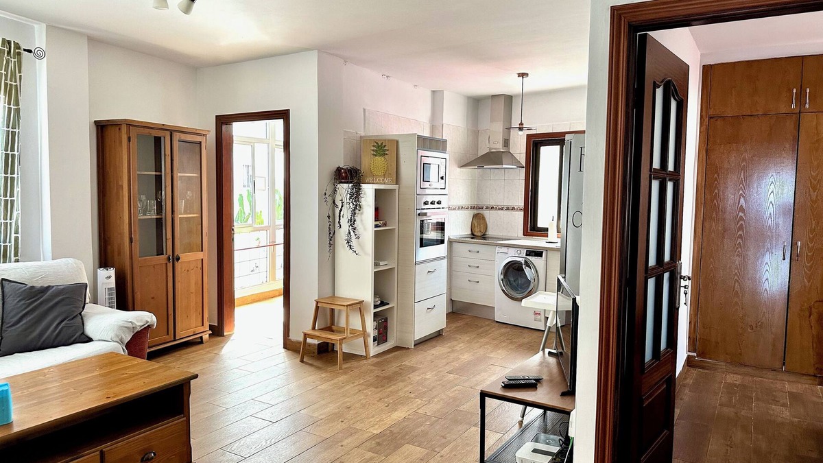 Bajamar Apartment | Pambnb - Charming Seaview Apartment