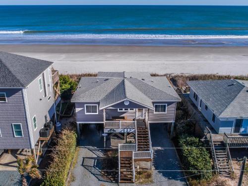 Topsail Beach House | Pana-Sea-A