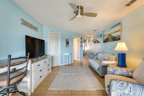Gulf Lagoon Beach Apartment | Panama City Beach Getaway - Walk to Beaches!