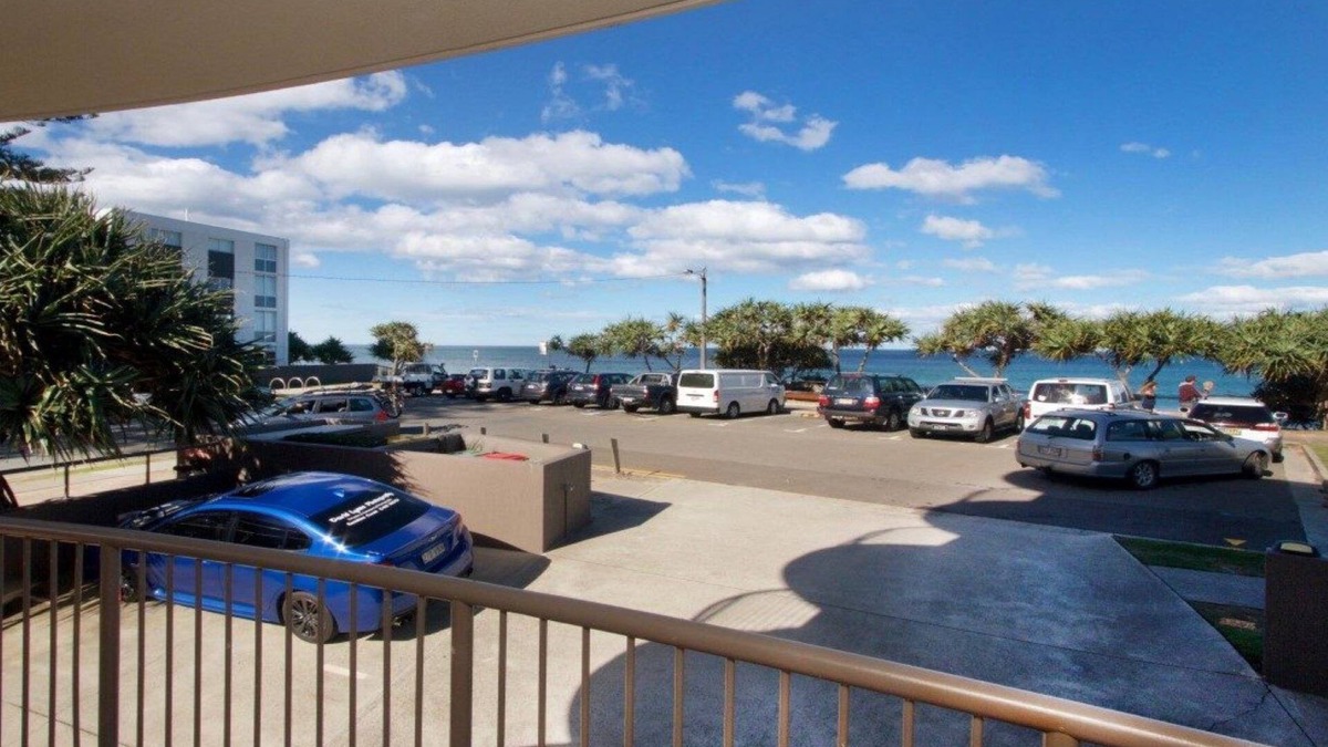 Caloundra Apartment | Pandanus Shores Unit 2 Kings Beach QLD