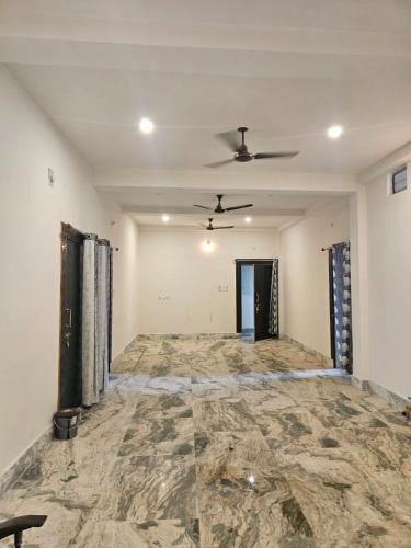 Deoghar House | Pandit Devki Nandan Dharamsala & Guest House