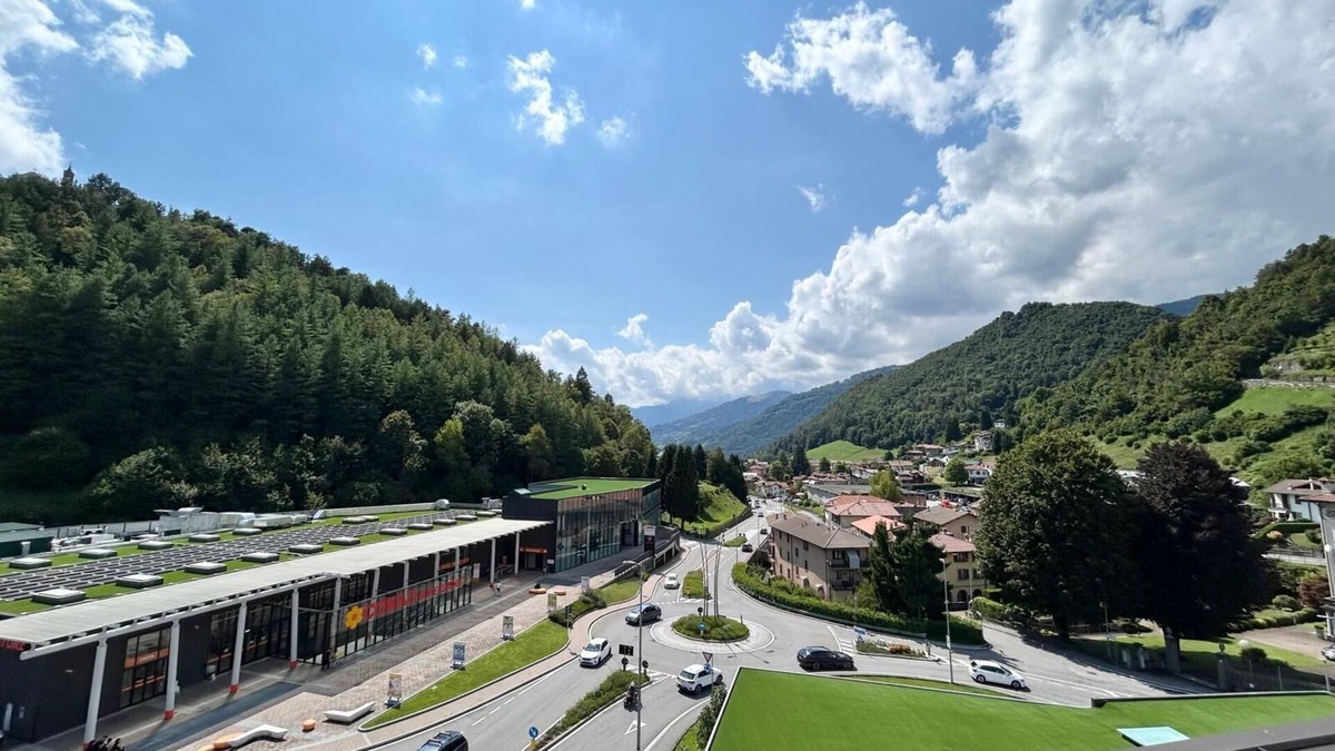 Clusone Apartment | Panoramic Home Clusone