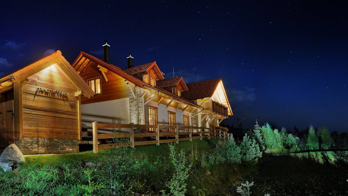 Vysoke Tatry Ski Chalet | panoraMic Mountain Residence