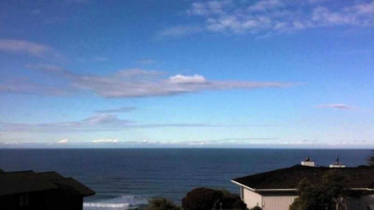 Manchester House | Panoramic ocean views !