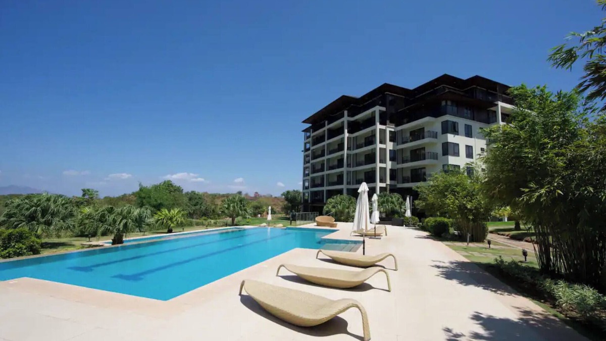 Central Luzon Condo | Panoramic Sea View 3 Bedroom 3 Bathroom Condo at Anvaya Cove