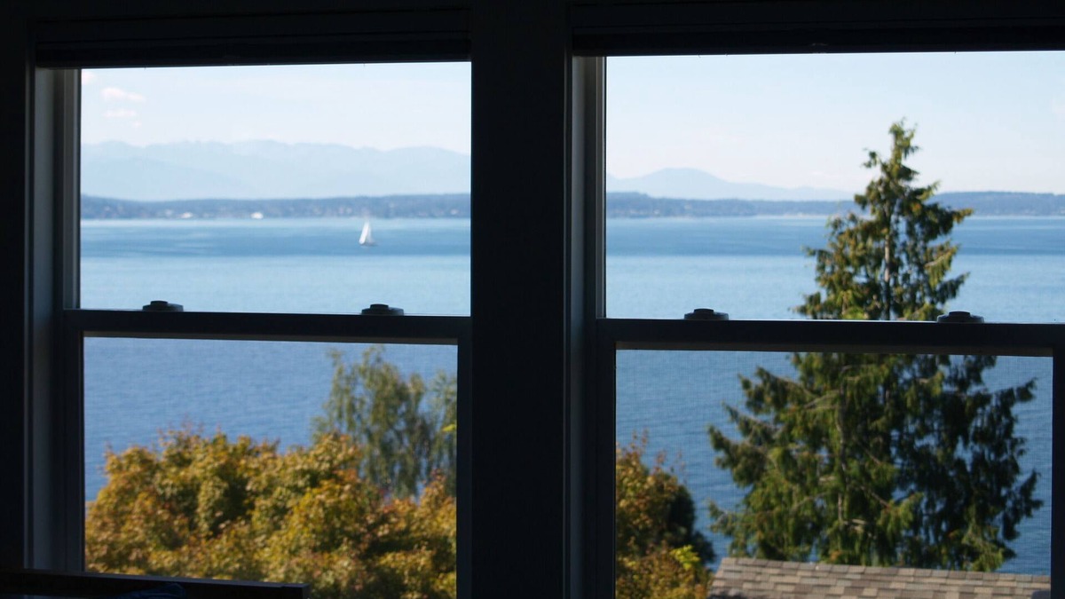 North Admiral House | Panoramic sound, mountain & beach view close to beach. 3 bedrooms & 2 bathrooms