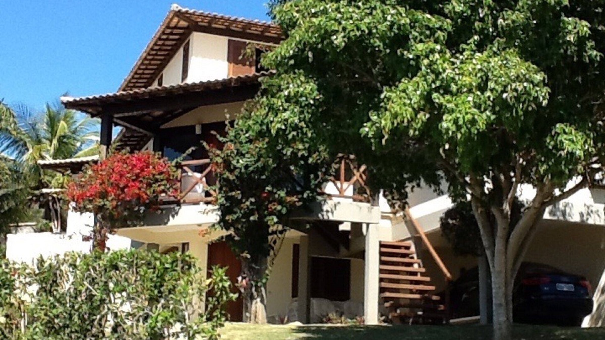 Buzios House | Panoramic view, 5 suites, private pool and barbecue.