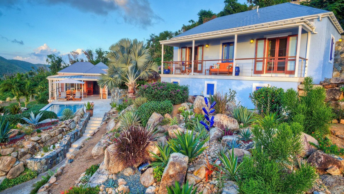 East End House | Panoramic view of the ocean and secluded beach