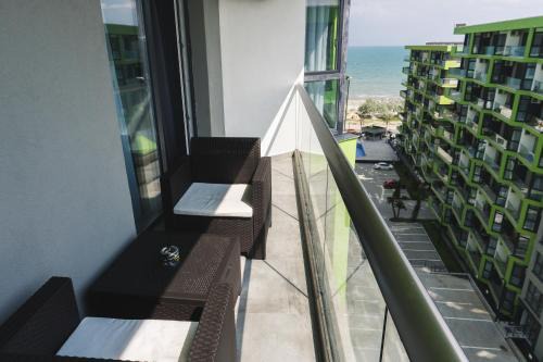 Mamaia-Sat Apartment | Panoramic View Black Sea in Alezzi Resort