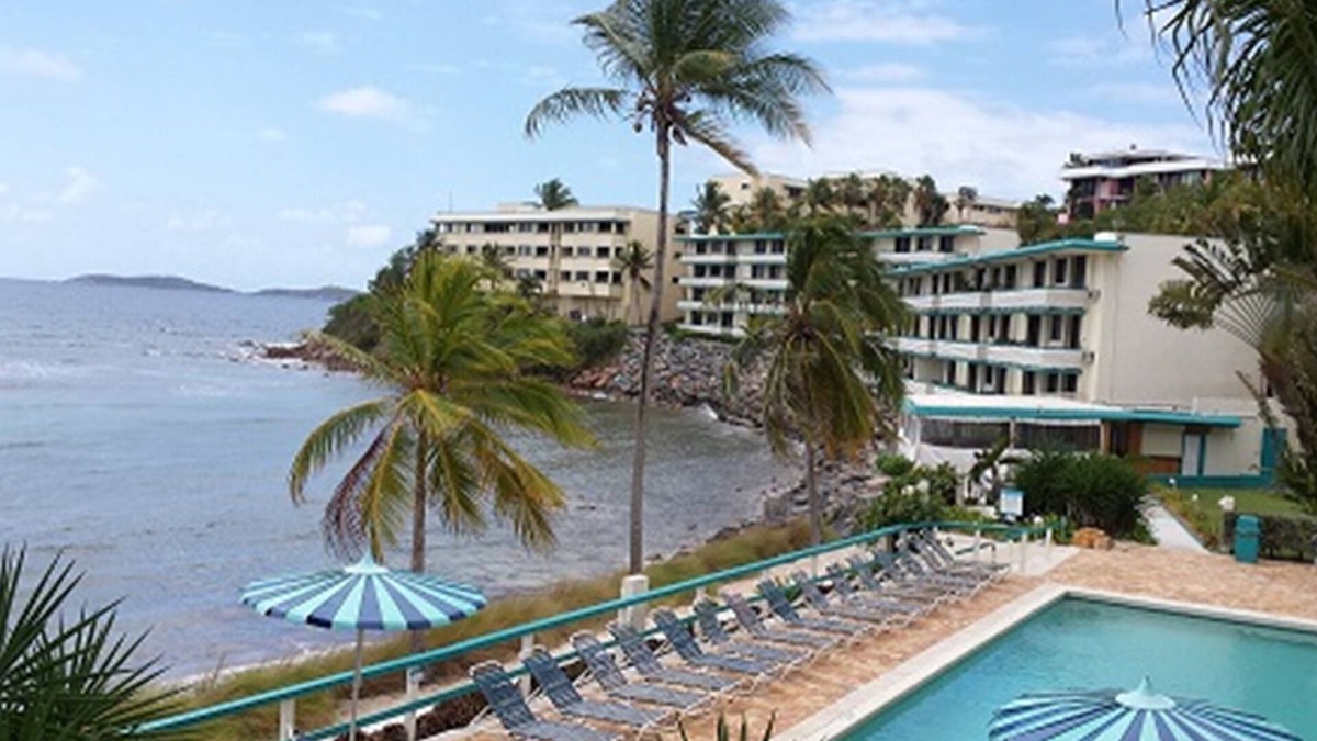 Bolongo Bay Condo | Panoramic Views await you at our studio ocean front Studio on Bolongo Bay.VI