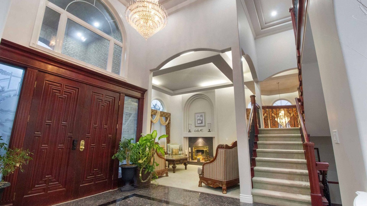 Surrey Newton House | Panridge Estate 6-bedroom in beautiful Surrey with WiFi