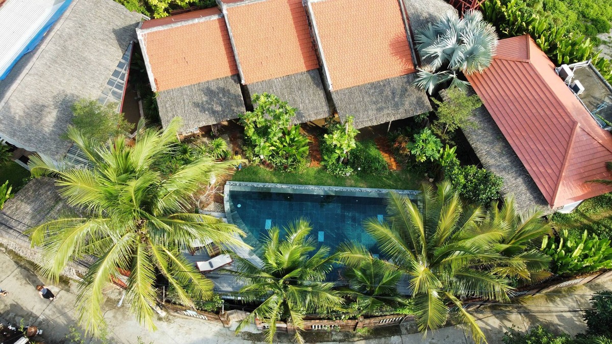 Cam An Villa | Pao Homes - Stone Villa 2BR with the salt pool, 1’ to the sea