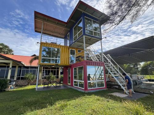 Papar Cabin | Papar Beachfront View