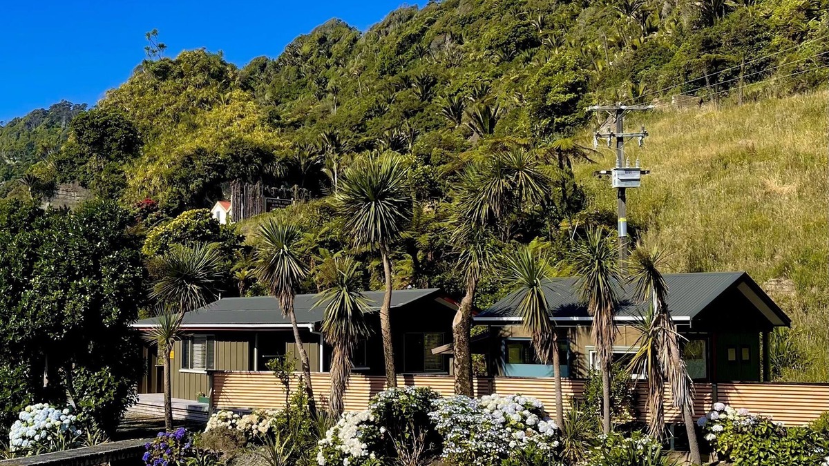 Punakaiki Cottage | Paparoa Cottage