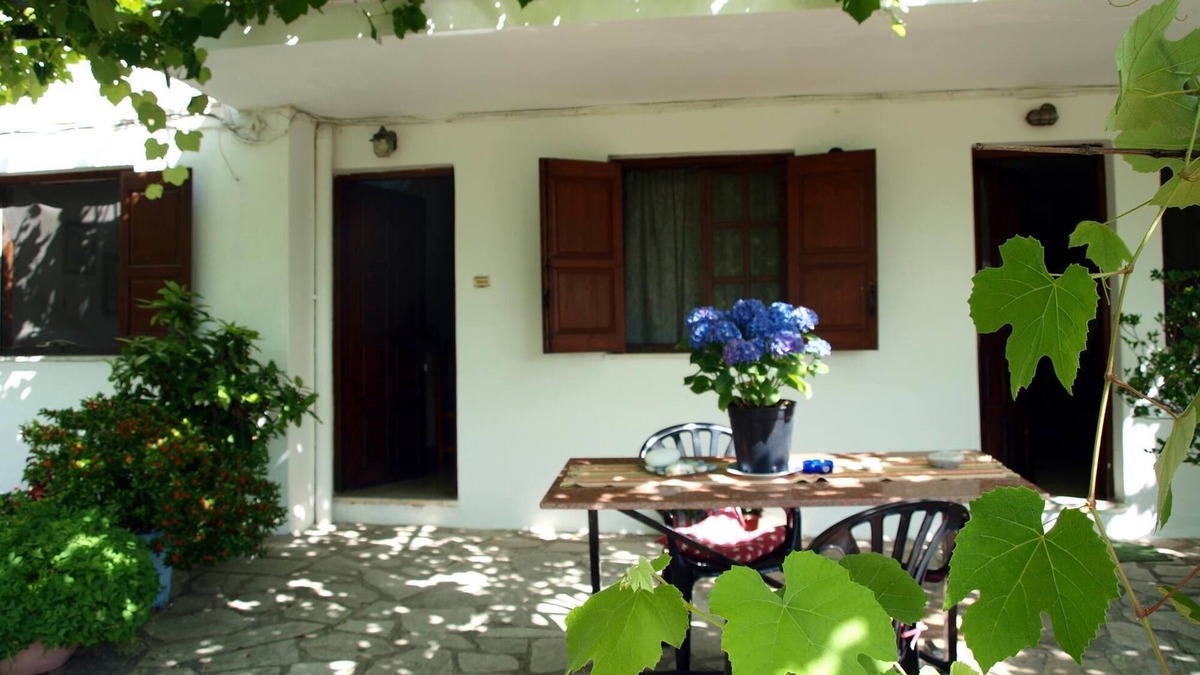 Agios Dimitrios Apartment | Paradeisos Double Room 6